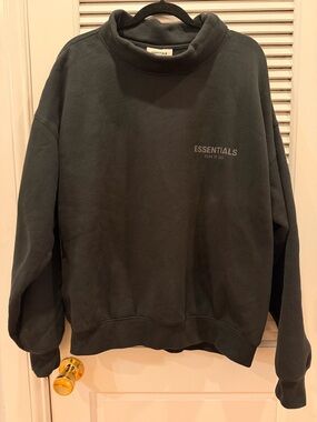 Essentials Fear Of God Men’s Black XL Mock-Neck Sweatshirt